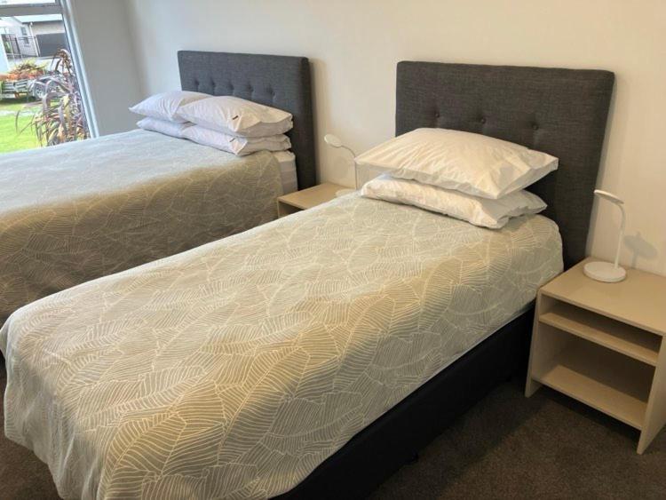 Tripinn Modern Motels & Affordable Accommodation ウェストポート エクステリア 写真