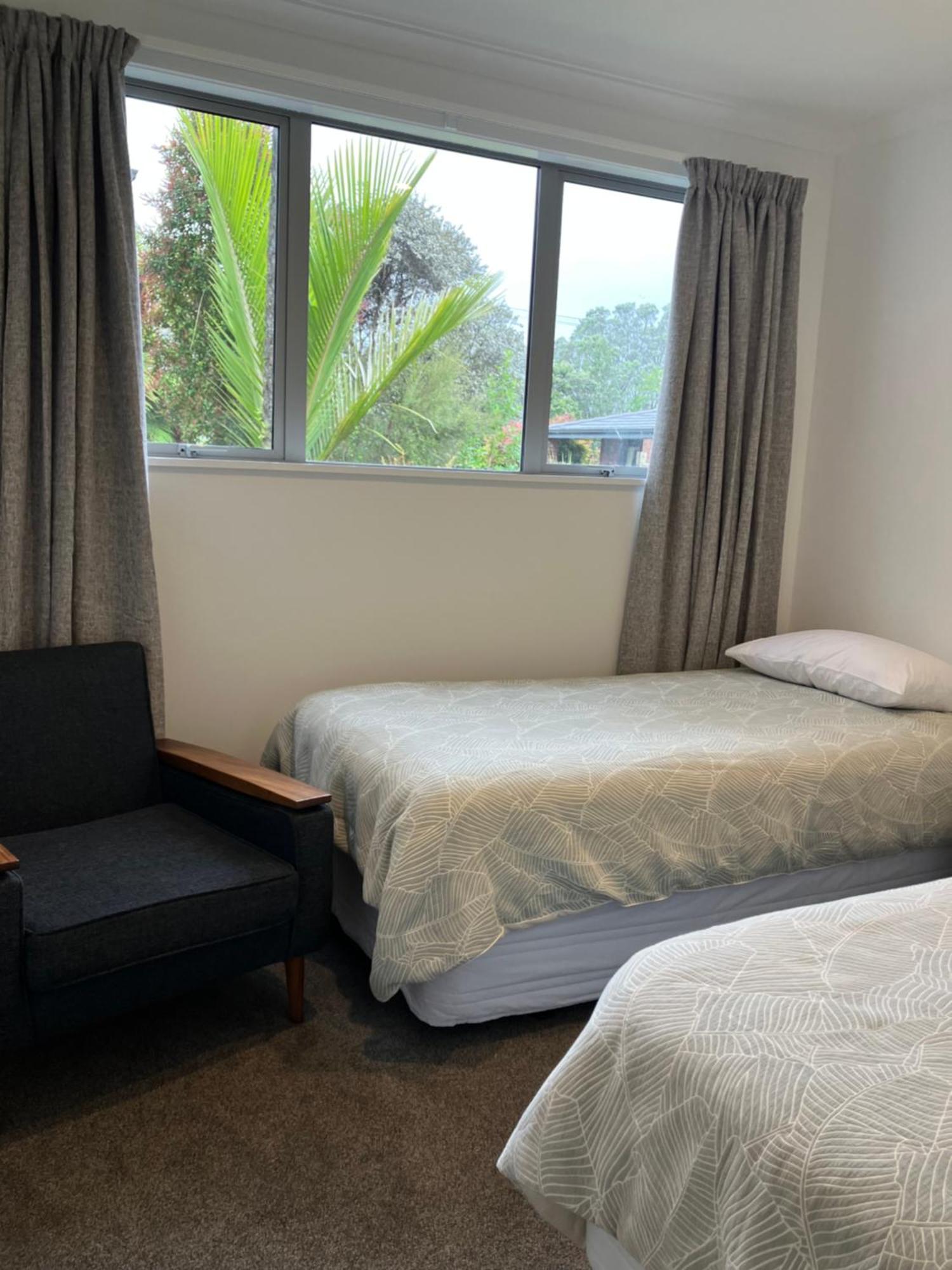 Tripinn Modern Motels & Affordable Accommodation ウェストポート エクステリア 写真