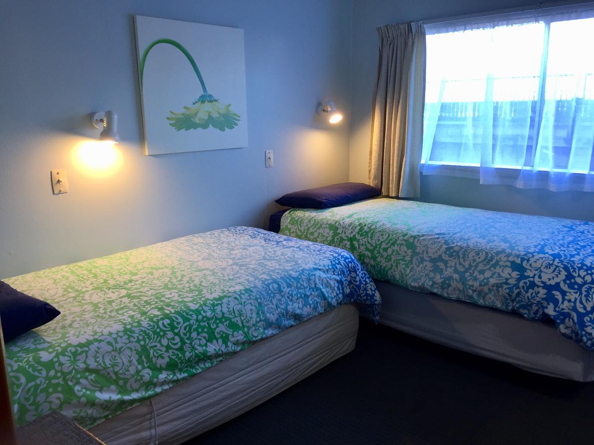 Tripinn Modern Motels & Affordable Accommodation ウェストポート エクステリア 写真