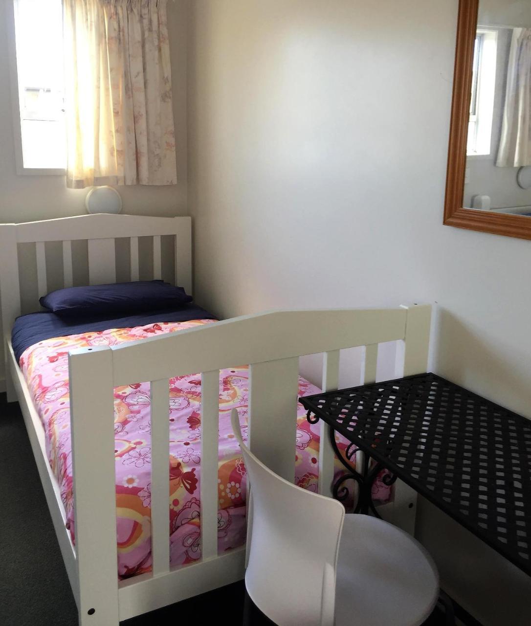 Tripinn Modern Motels & Affordable Accommodation ウェストポート エクステリア 写真