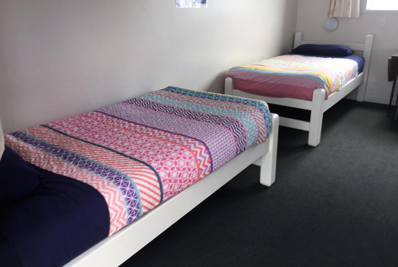 Tripinn Modern Motels & Affordable Accommodation ウェストポート エクステリア 写真